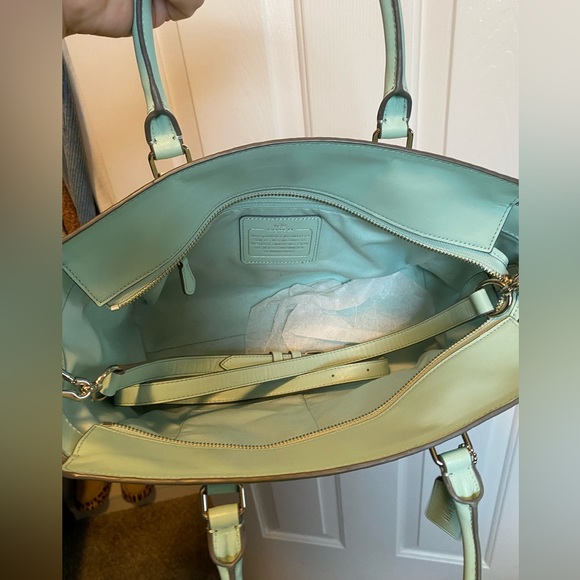 Authentic Coach Purse - Picture 3 of 5